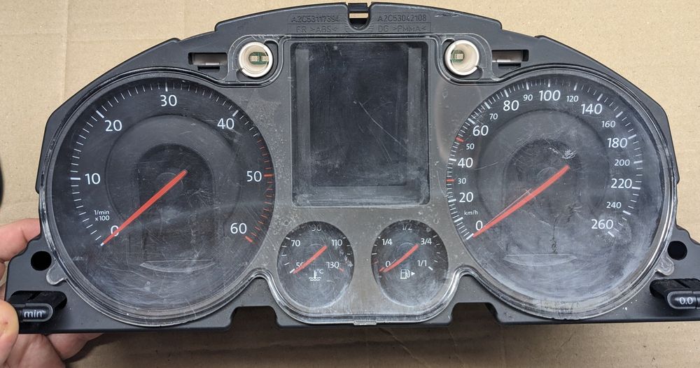 Приборная панель vw Passat B6