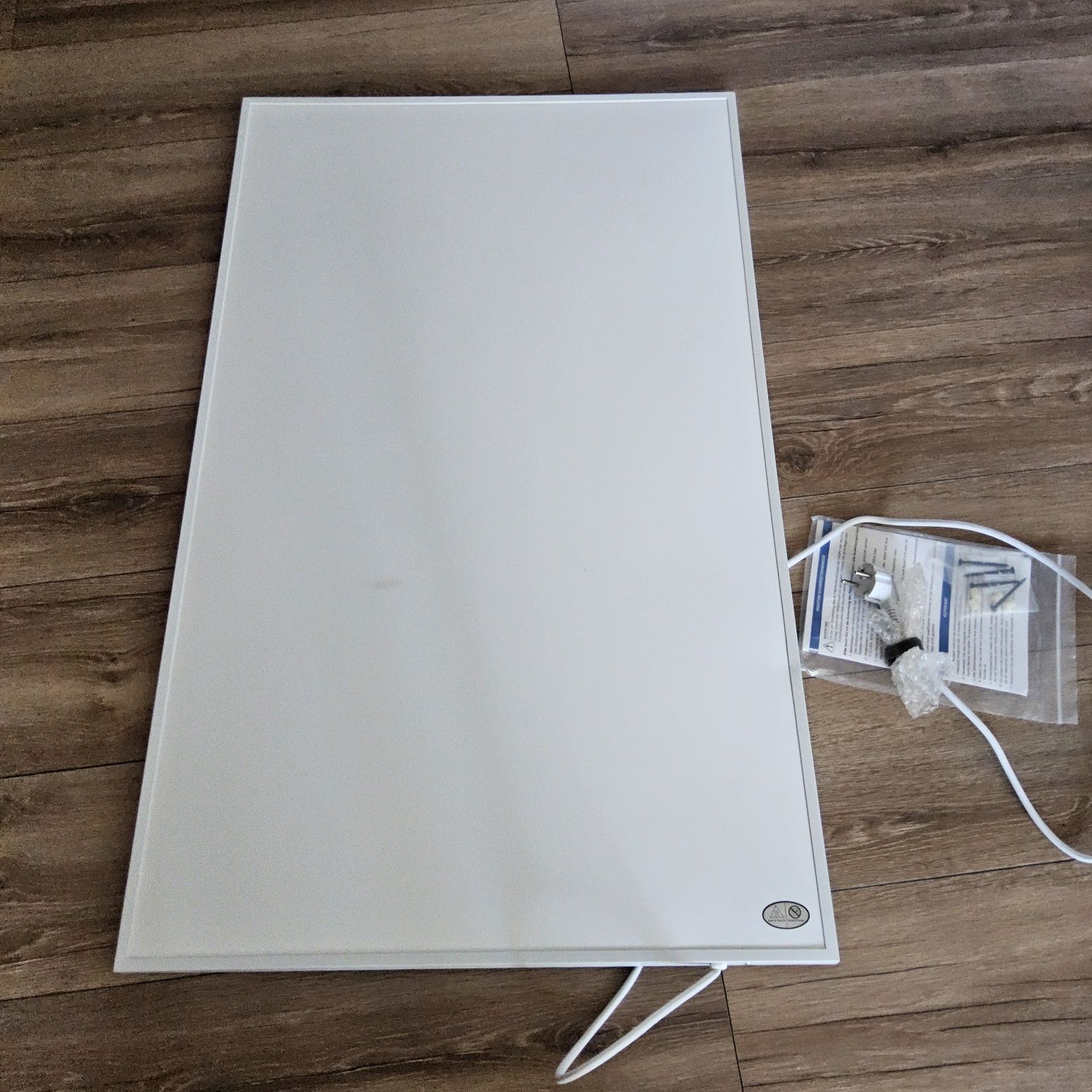 Panel Grzejnik IR Podczerwień. 600w