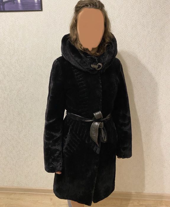 Чорна мутонова шубка XS