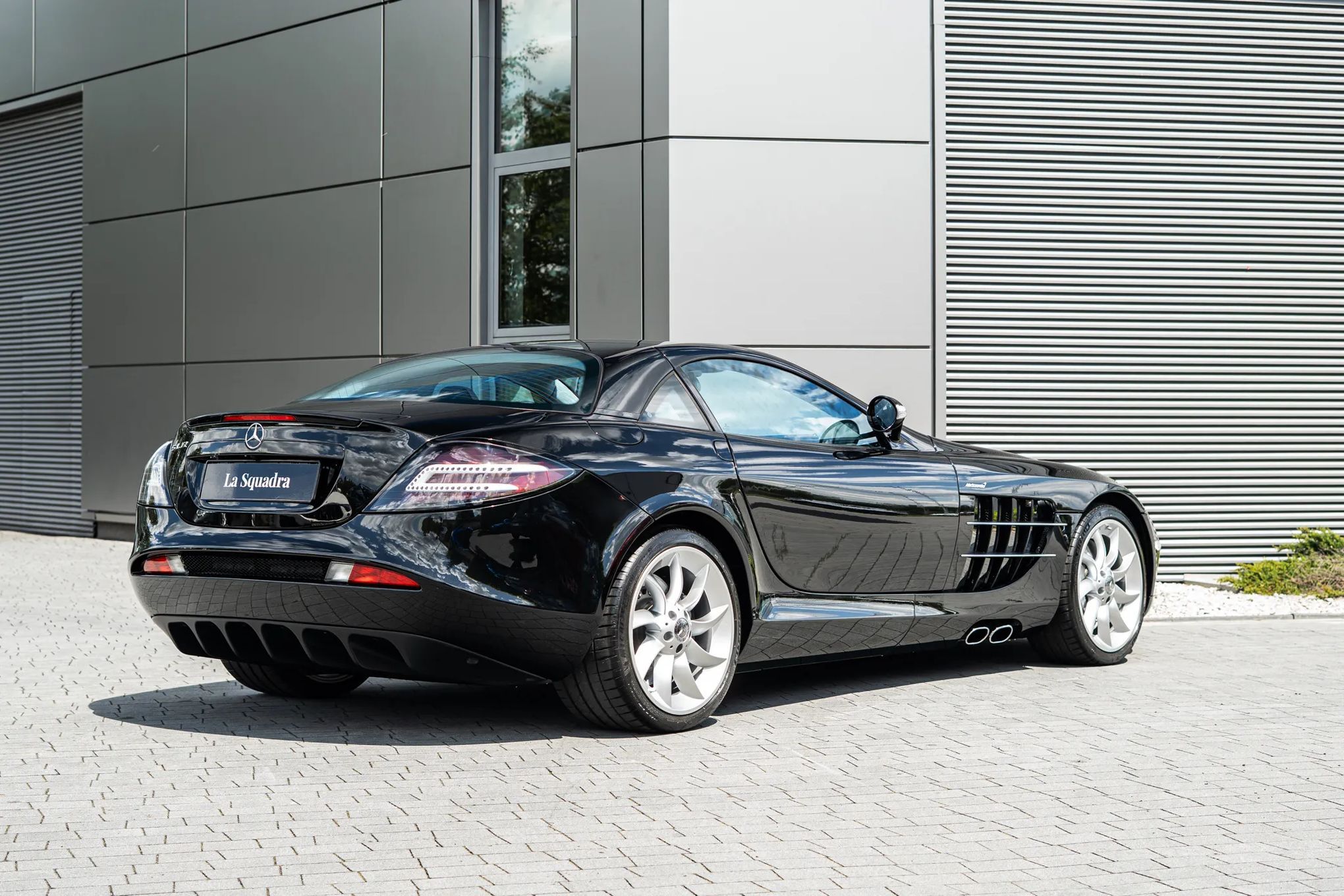 Mercedes-Benz SLR Official Ferrari Dealer