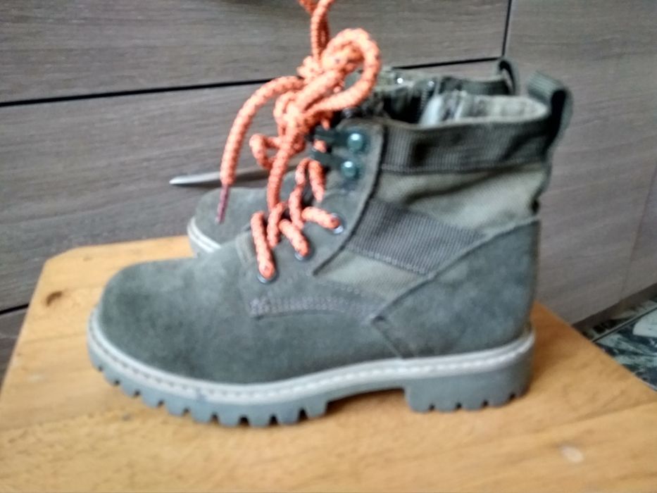 Buty Reserved 29