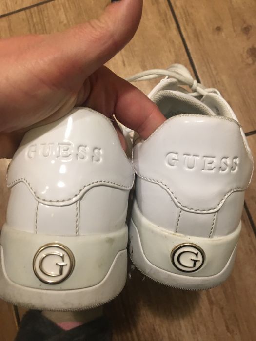 Buty Guess rozmiar 39