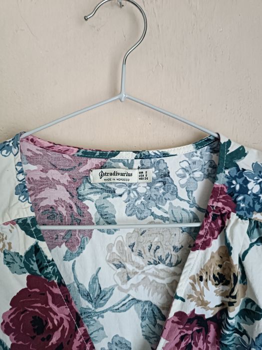 Piękna sukienka na lato 36 Stradivarius