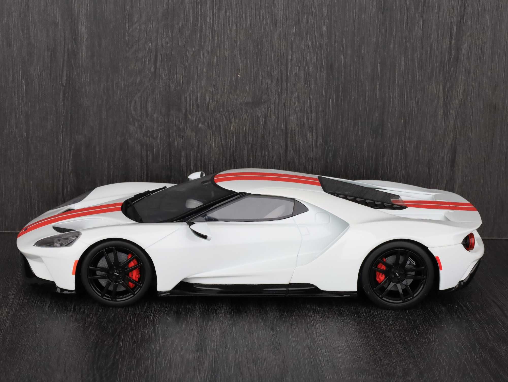 Ford GT 1:18 GT Spirit