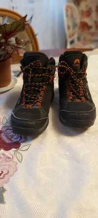 Buty trekingowe ELBRUS 34