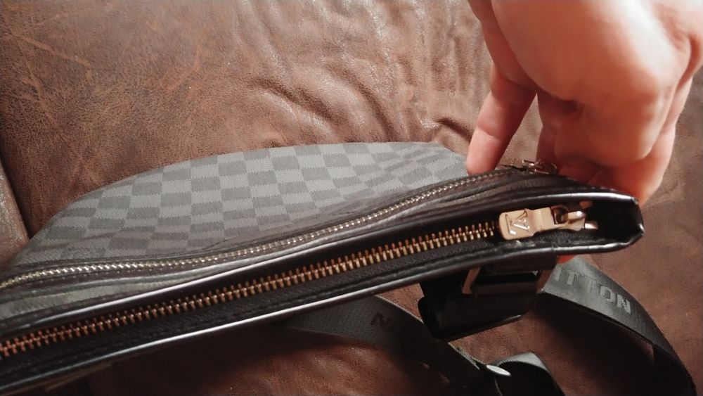 Сумка Louis Vuitton