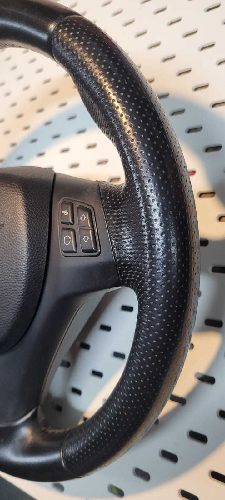 Kierownica m pakiet BMW 1 3 E81 E82 E83 E87 E88 E90 E91 E92 E93