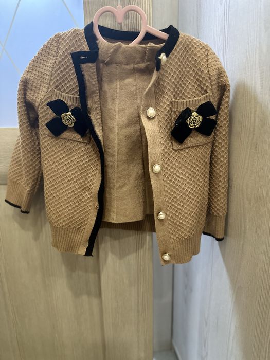 Костюм на дівчинку