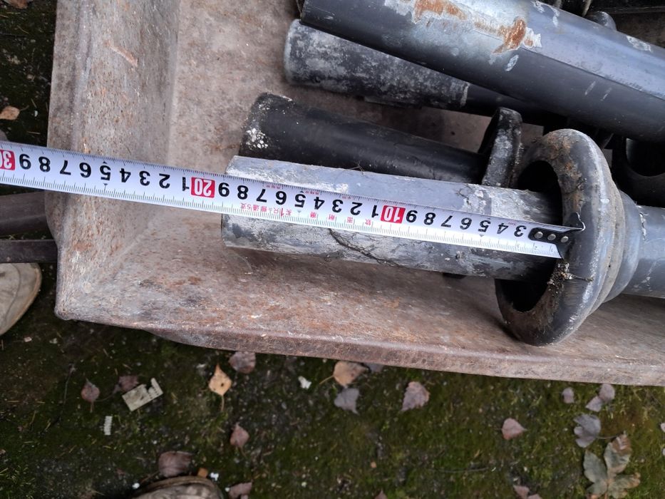 Słupek stalowy parkingowy miejski uliczny chodnikowy z zamkiem lub bez