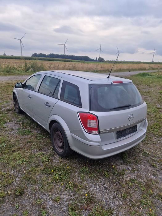Opel astra dieselek super stan sprowadzona transport