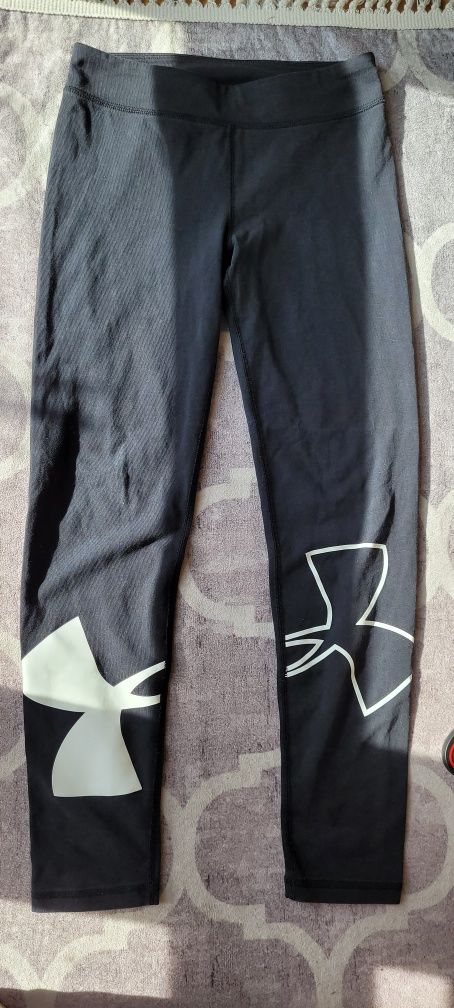 Spodnie funkcyjne Under Armour r.146 bawelna/poliester czarne stan bdb