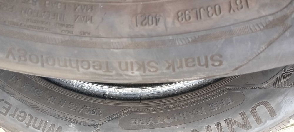 225/55r17  UNIROYAL   WINTEREXPERT  , 4 opony jak nowe  8mm ,  2021