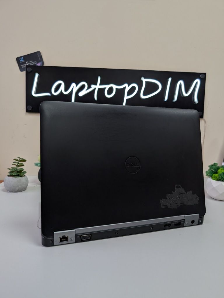 Ноутбук Dell Latitude E5270/i5-6200U/8/128/12"/HD/компактний.Бюджетний