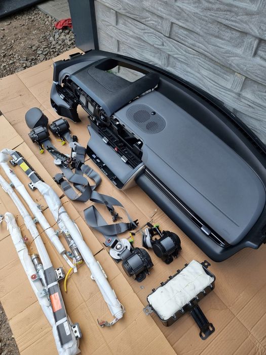 Hyundai Ioniq 5 AIRBAG подушка руля сидіння торпеда шторка ремінь