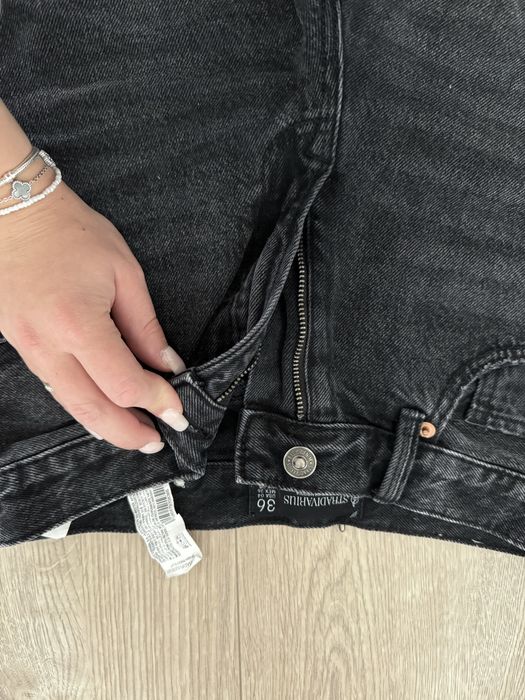 szerokie spodnie jeansy D96 D98 stradivarius czarne tiktok viral