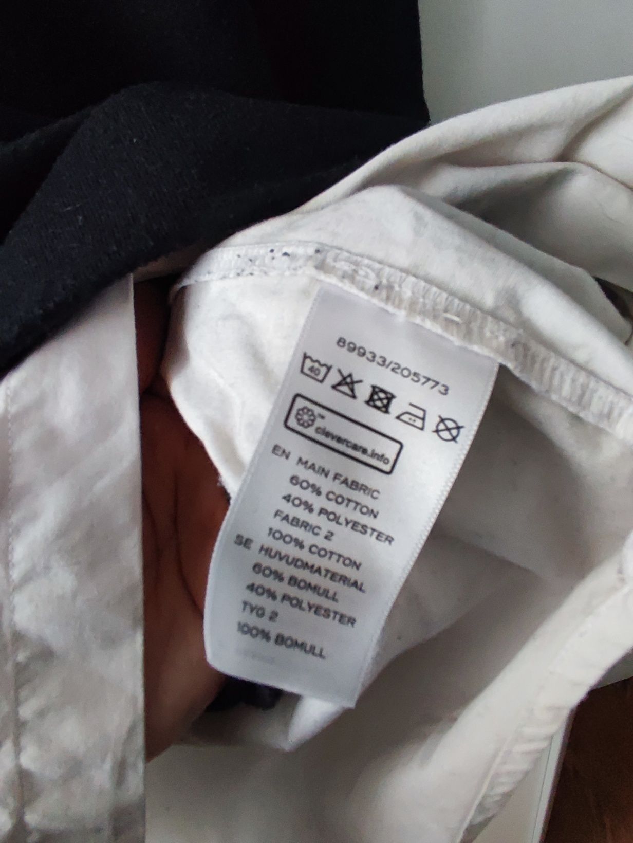 Sweter z koszulowymi elementami KappAhl r. M