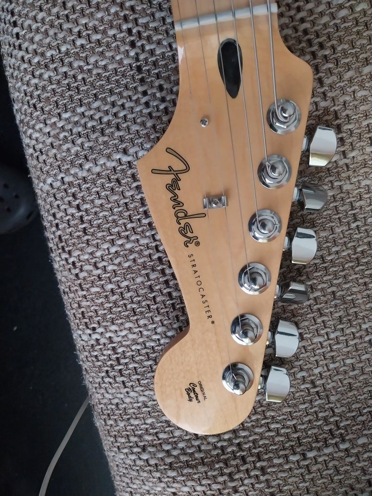 Sprzedam gitare fender stratokaster