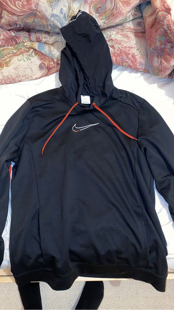 Sweat nike preta