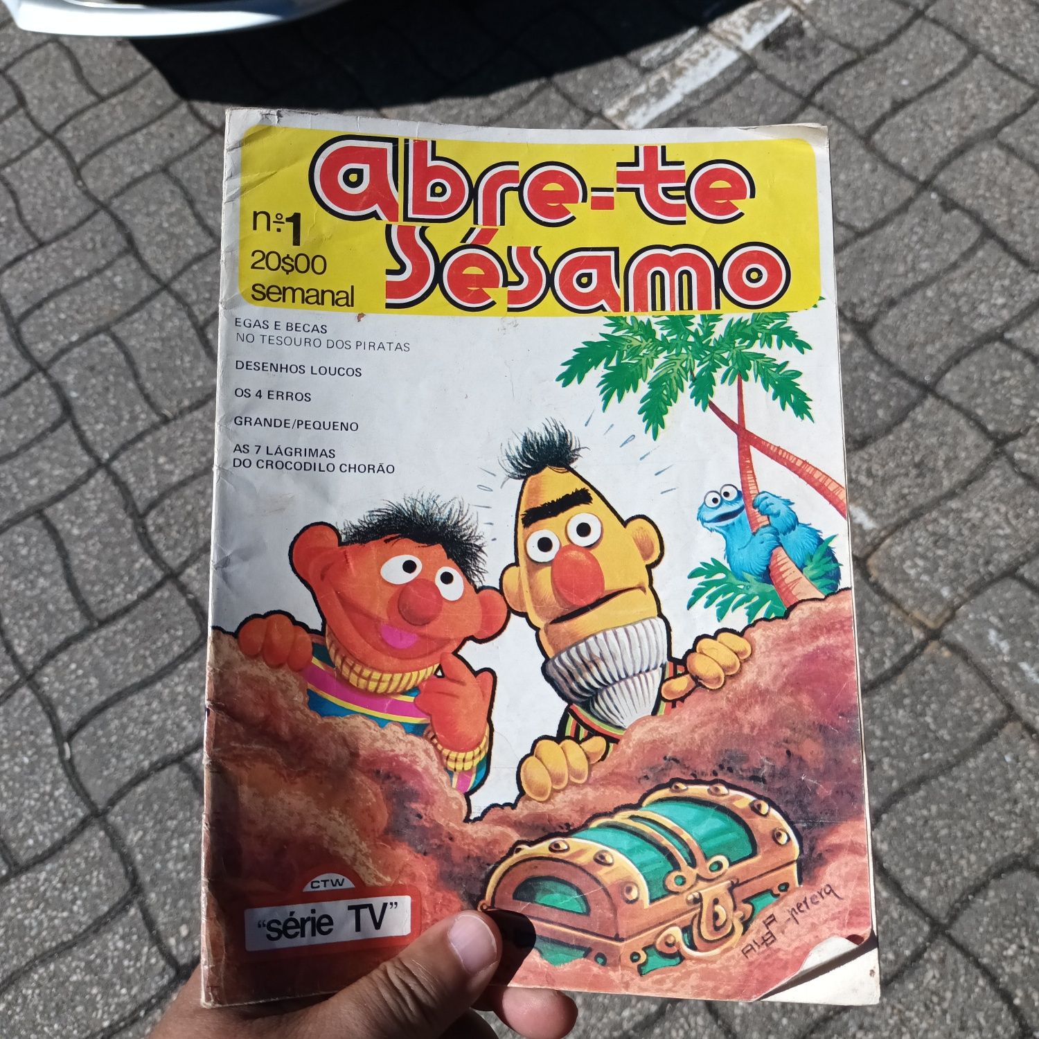 Número 1 raro ( recortaram 1 página)