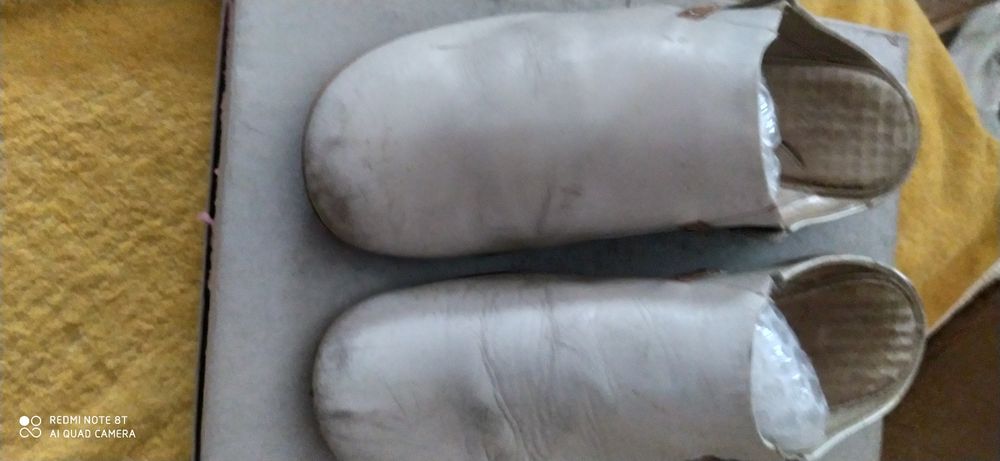 Klapki skórzane Schol 41  10 zł do prac gospodarczych