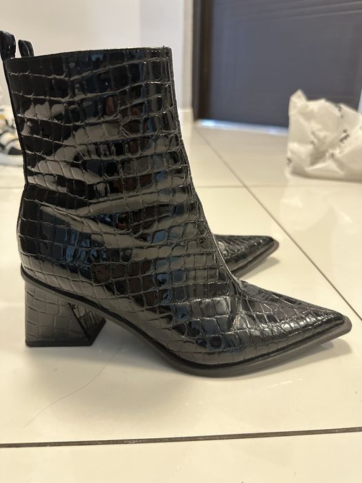 Козаки, черевики