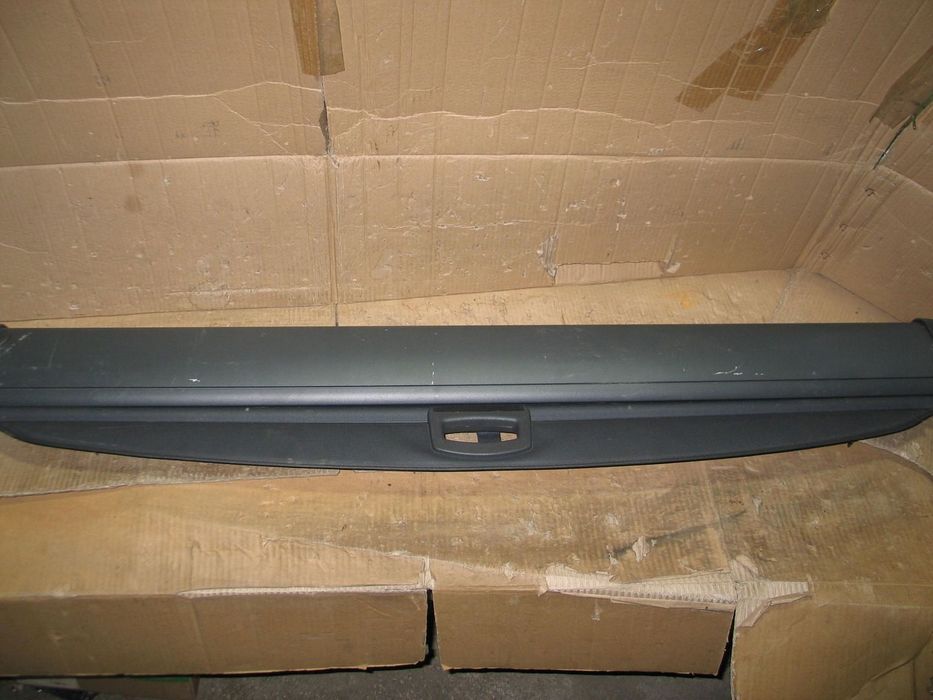 roleta bagaznika mercedes E klasa W211  siatka A2118600075