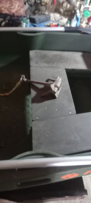 Продам лодку колибри . Оличний вариант для рибалки и отдиха