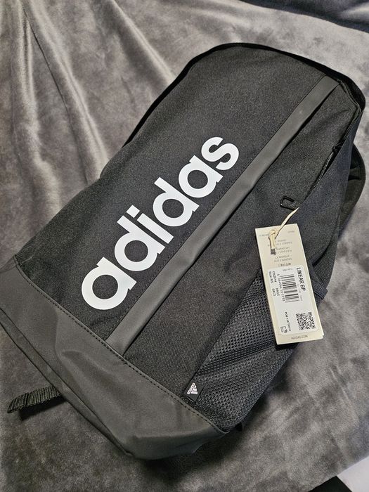 Рюкзак Adidas 22.5 л / сумки