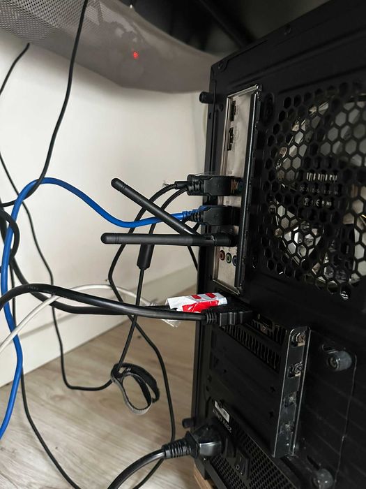 DESKTOP GAMING i5-10400F | RX 5600 XT