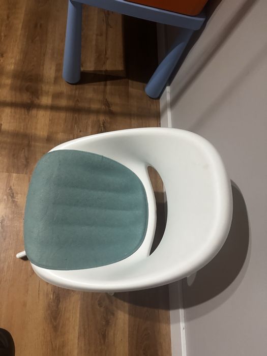 Krzeslo dzieciece obrotowe Ikea Loberget/Sibben