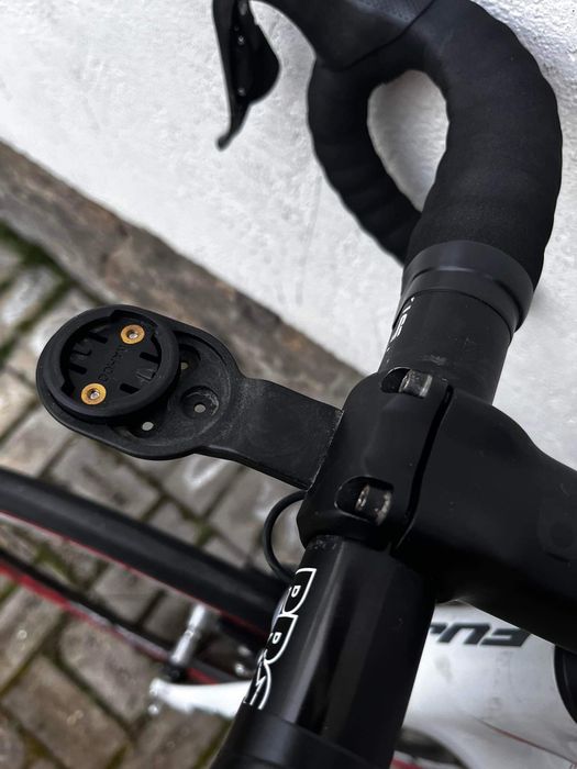 Rower szosowy Fuji Altamira 2.1 Di2