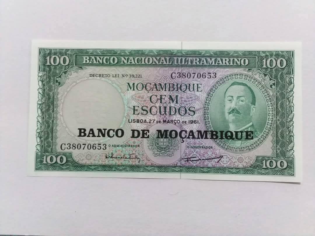 Notas 100 Escudos Moçambique UNC