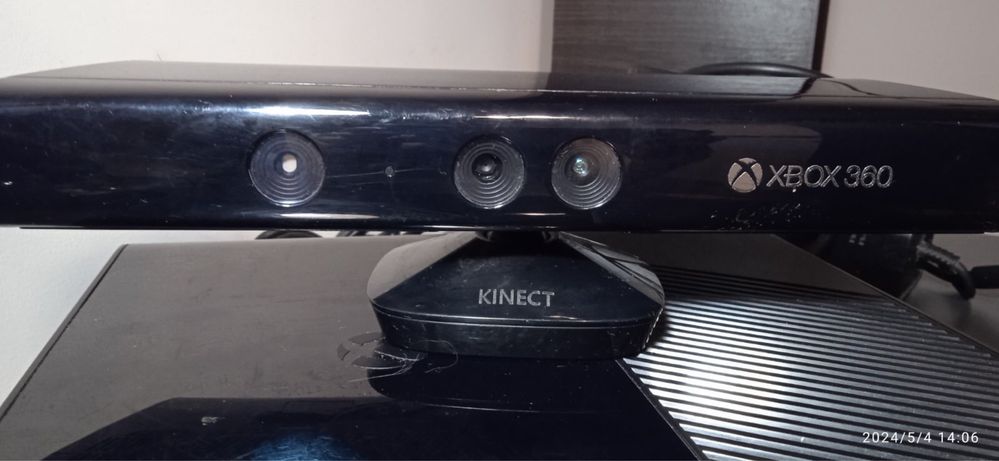 Xbox 360 игровая приставка с дисками
