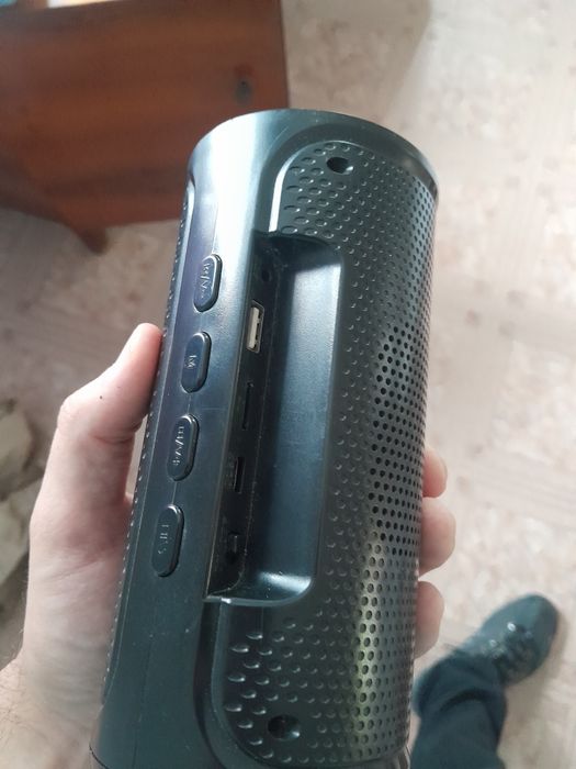 Портативна bluetooth колонка MP3 FM Q610
