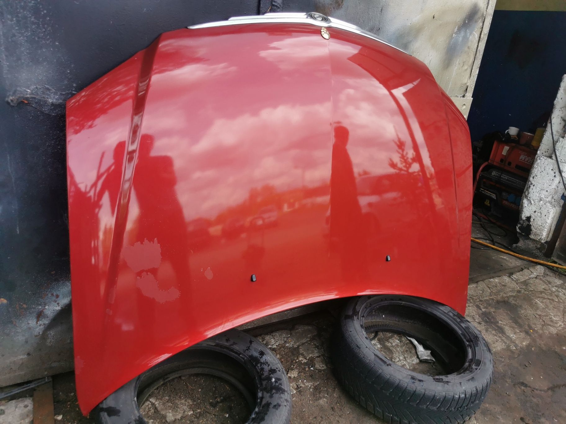 Maska Chrysler Pacifica kod lakieru PRH