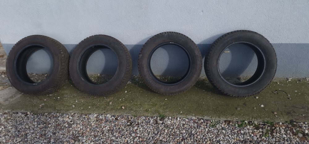 Opony Zimowe-  205/60 R16 Kormoran