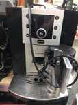 Кофемашина Delonghi