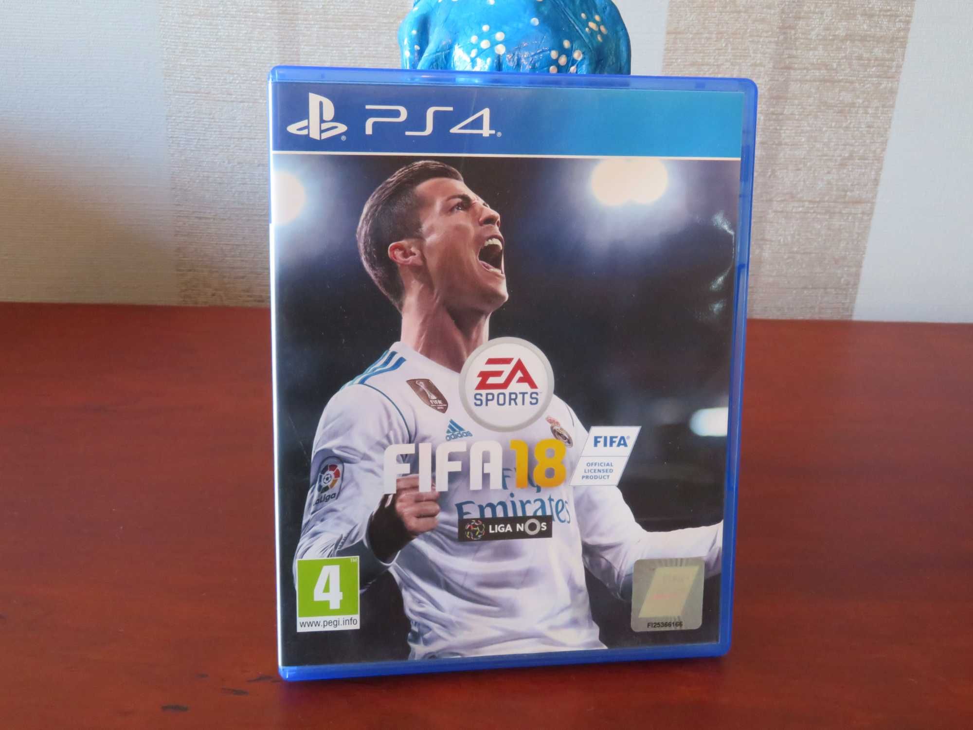 Jogos FIFA e PES PS4