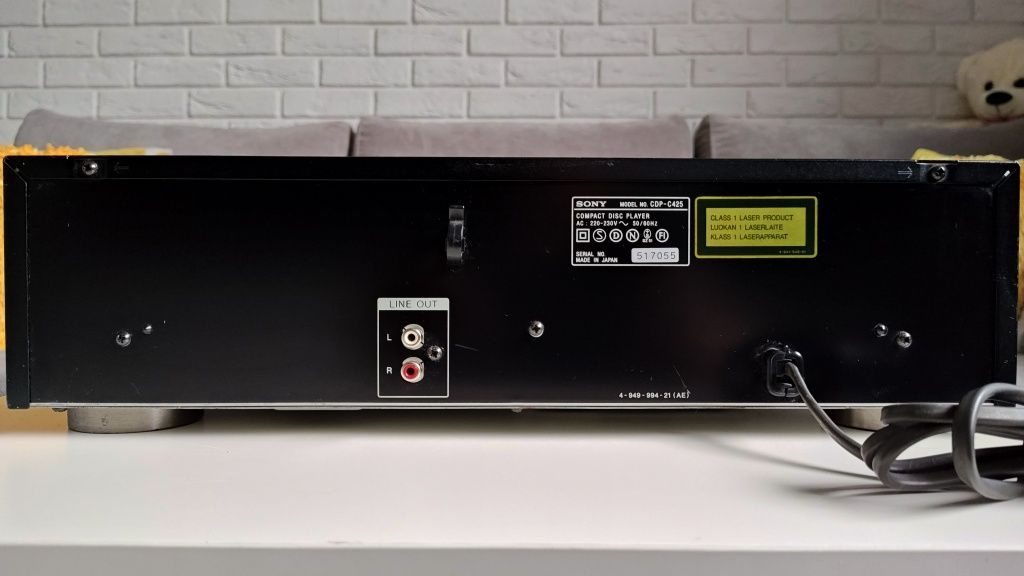 SONY CDP-C425, odtwarzacz CD, zmieniarka na 5 płyt.