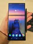 Samsung GalaxyS22Ultra z rysikiem