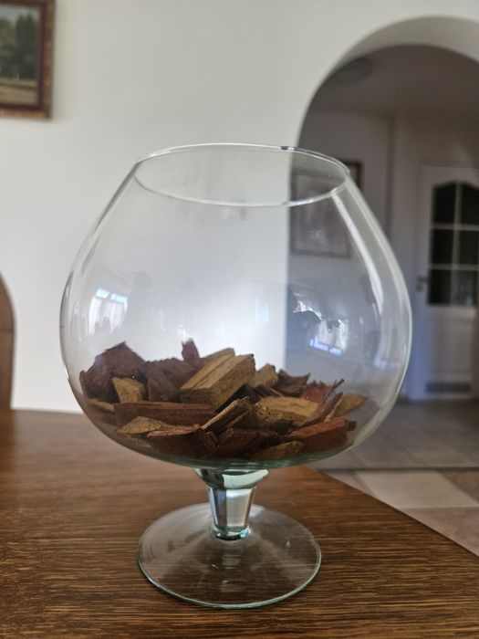 Dekoracyjny wazon szklany