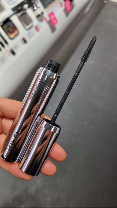 Туш Kiko luxurious lashes  extra volumeyes +