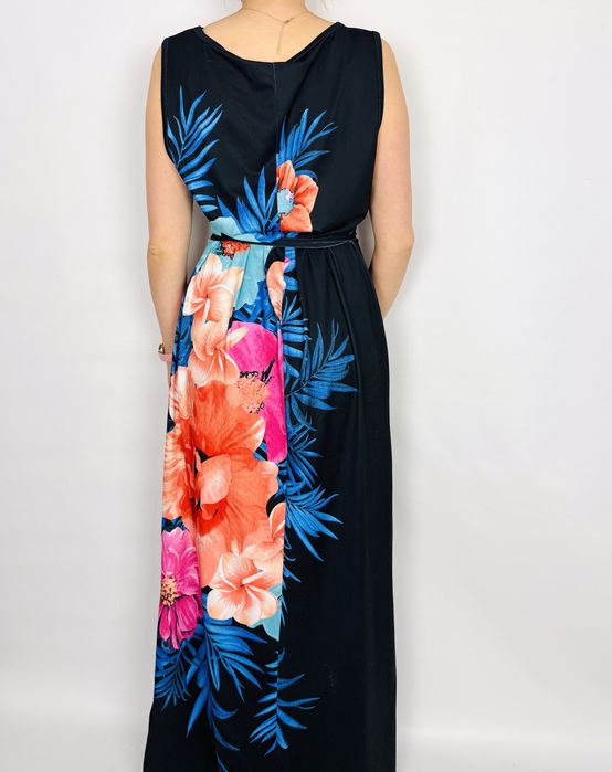 Sukienka maxi w czarnym kolorze z dużym kwiatowym nadrukiem L/XL 40/42