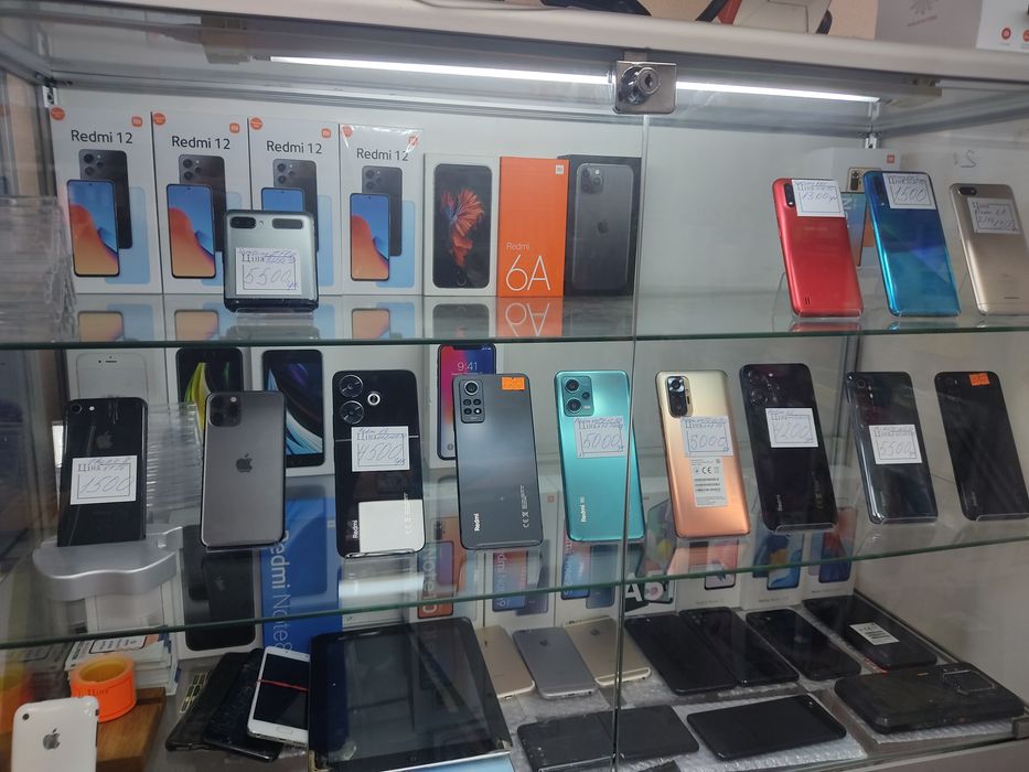 Iphone 12,Sam Z Flip,Redm note 10 pro