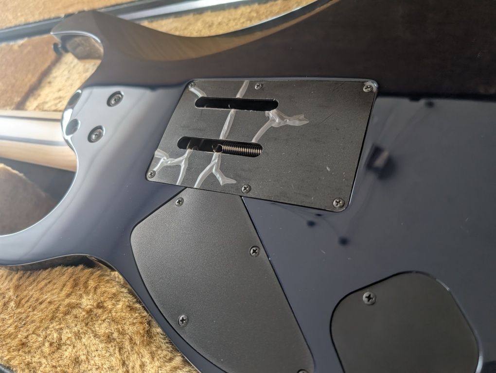 Ibanez Prestige RG2027XL 2022
