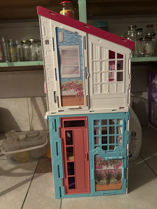 Duży domek dla barbie