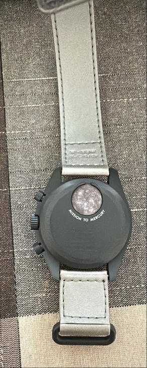 Omega x Swatch SO33A100 Merkury - Idealny dla miłośników astronomii