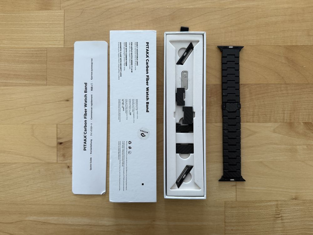 Karbonowa bransoleta Pitaka Apple Watch