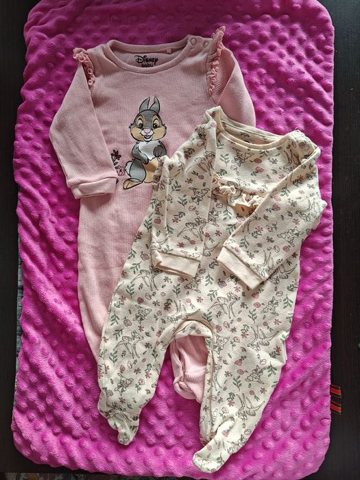 Śpioszki dla dziewczynki, pajacyki ze stópkami