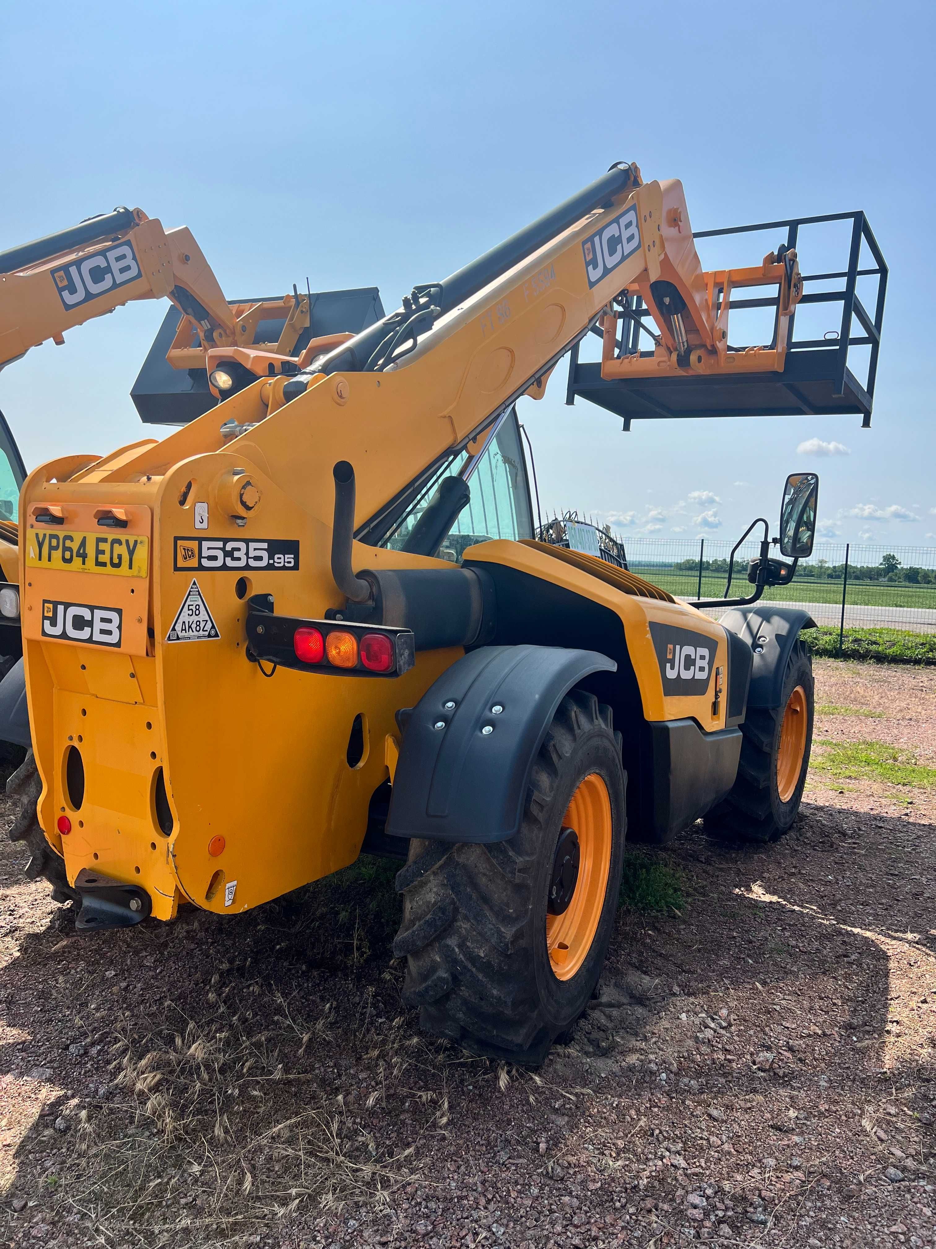 Продається телескопічний навантажувач JCB 535-95 2015 р.в